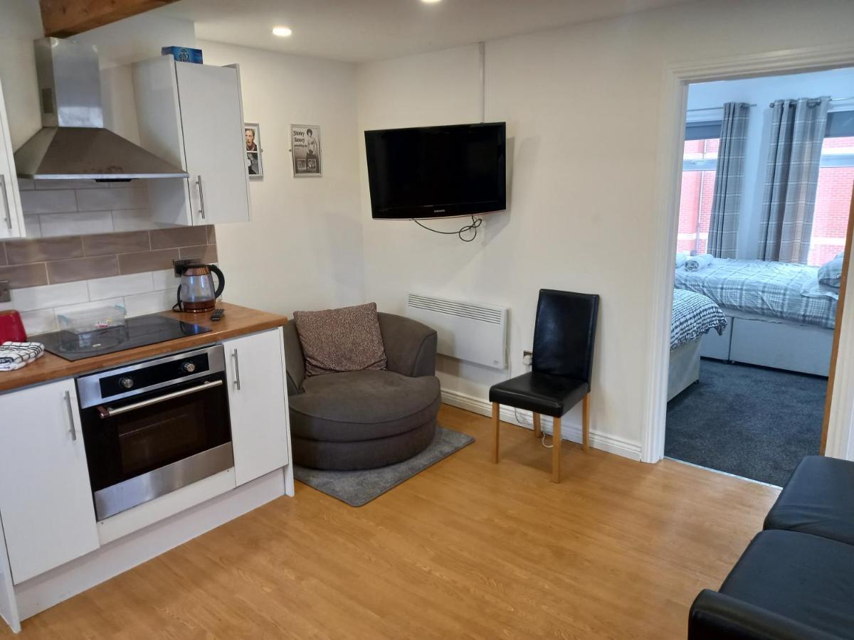 Apartment With Roof Terrace Close To City Centre Cardiff Zewnętrze zdjęcie