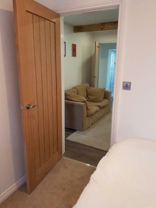 Apartment With Roof Terrace Close To City Centre Cardiff Zewnętrze zdjęcie